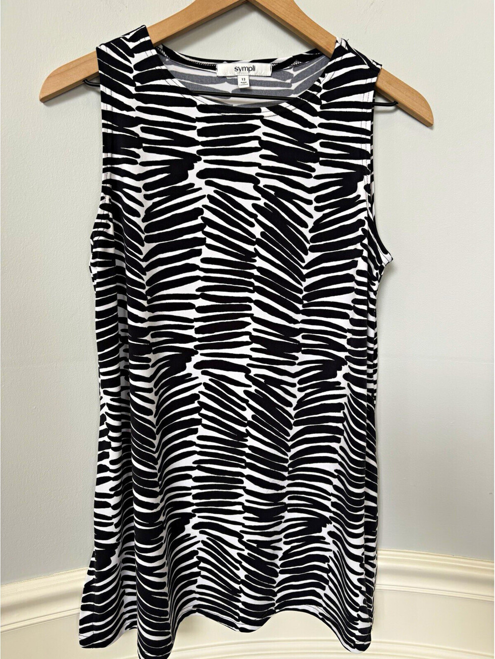 Sympli Black & White Abstract Jersey Stretch Tank Top Round Neck Size 12